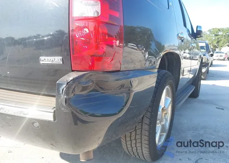 2009 Chevrolet Tahoe Ltz из США, поврежденный, VIN 1GNFC33089R297033